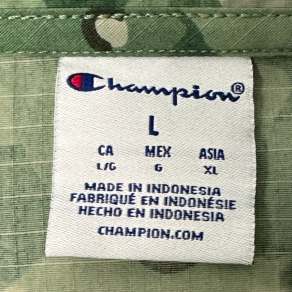 Champion Packable Anorak Camouflage Jacket Size Large - Picture 9 of 13